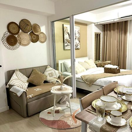 Azure Beach Club Taguig Bagian luar foto