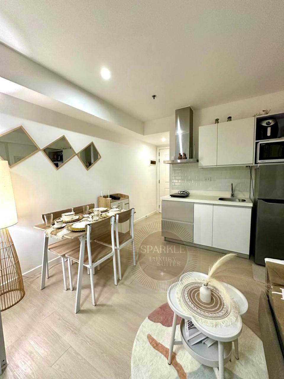 Azure Beach Club Taguig Bagian luar foto