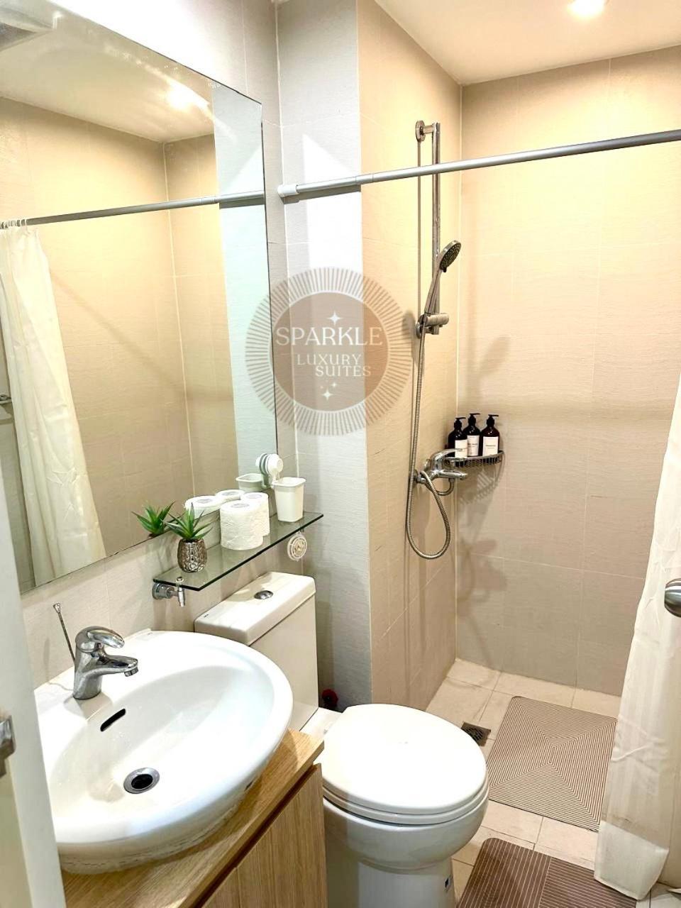 Azure Beach Club Taguig Bagian luar foto